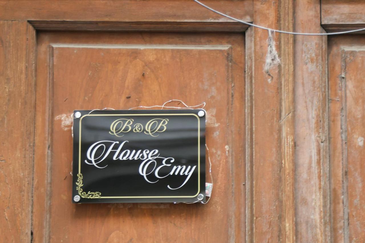 House Emy In Central 나폴리 외부 사진